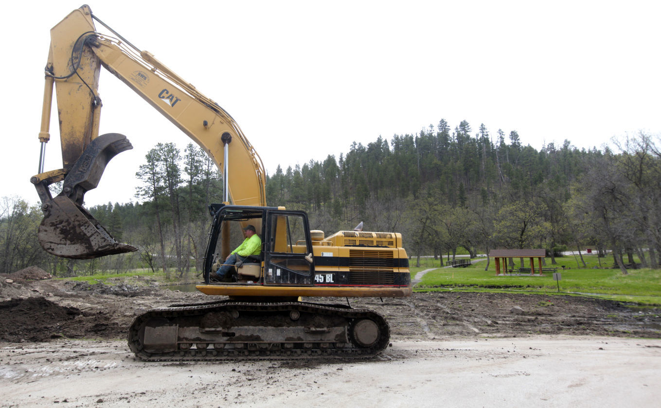051715-nws-custer001.JPG (copy)